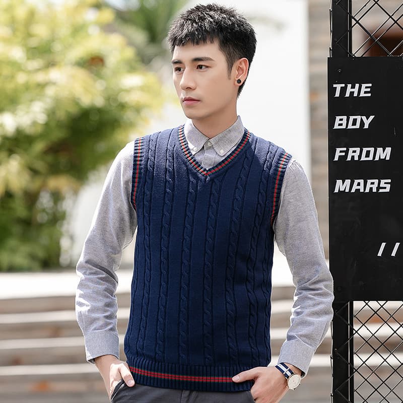 Men's Knitted Sweater Vest for Autumn and Winter, Korean Style, Sleeveless V-Neck Pullover, Fashionable Color Blocking Undershirt