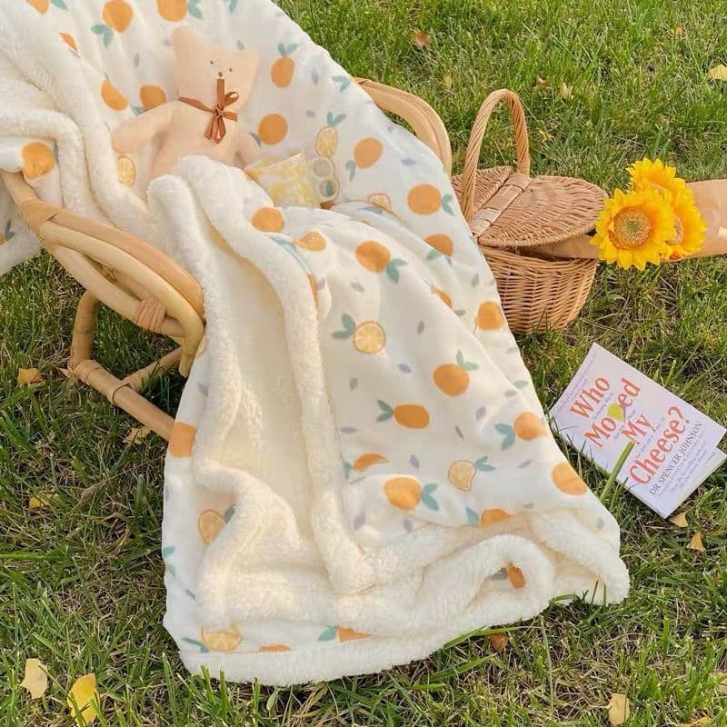 Double-Layer Thick Lambswool Blanket, Can Be Used as a Duvet Cover, Fresh Style Nap Blanket, Autumn/Winter Warmth, Multi-functional Car Throw