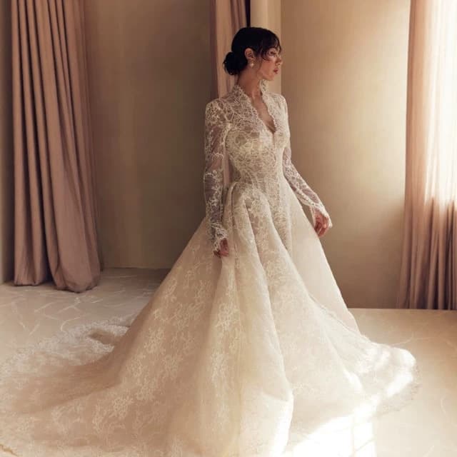 Wedding Dress European American Cross-Border Bride 2026 New Collection French Thread Lace Train High-End Complex