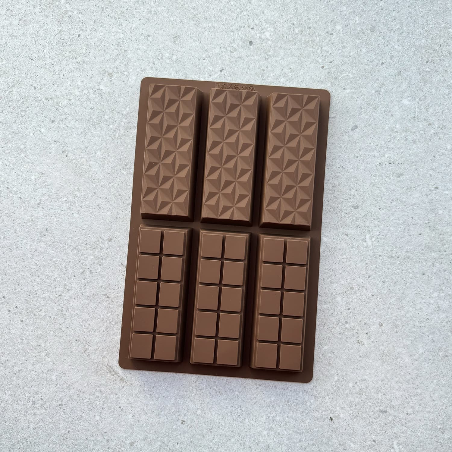 Amazon Hot Selling 6-Cavity Waffle Diamond Chocolate Silicone Mold DIY Sandwich Food Baking Tool