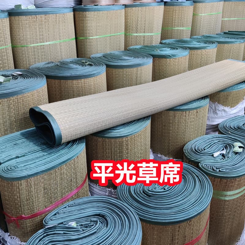 Rush grass woven mat, migrant worker dormitory single straw mat, simple summer foldable cool mat for construction sites, beach mat wholesale