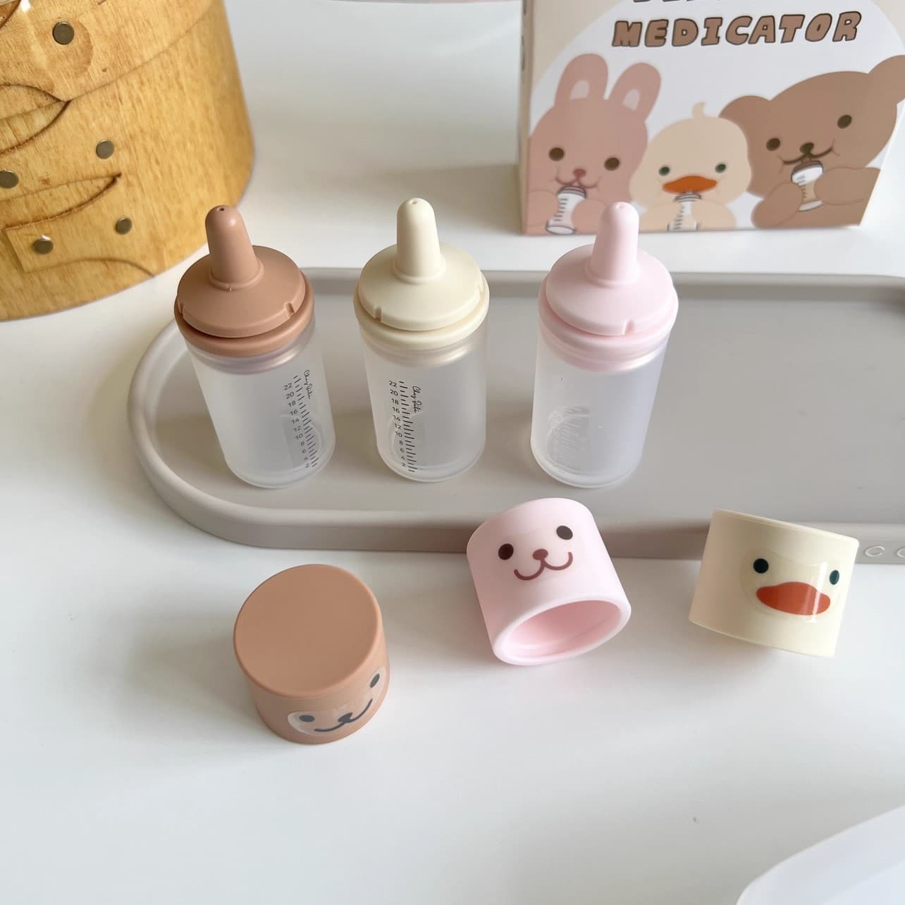 Korean Cartoon Bear Silicone Medicine Feeder Baby Feeding Bottle Squeeze Drinking Water Medicine Container