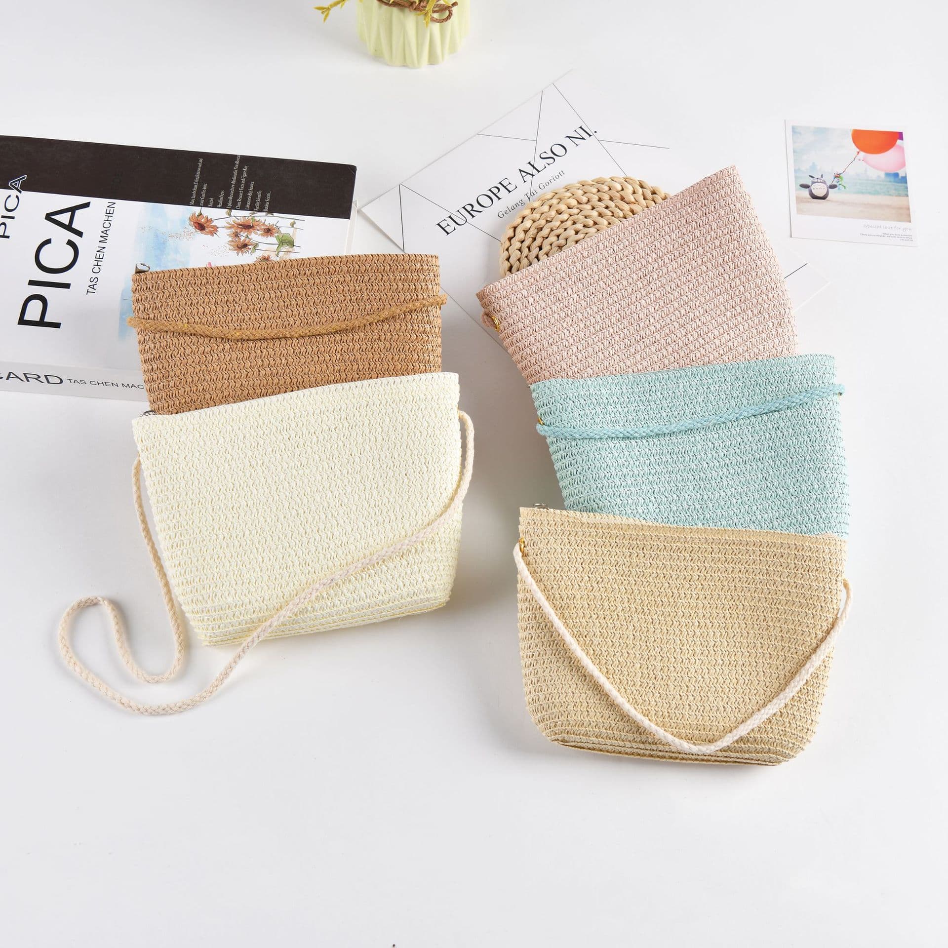 New Straw Woven Bag Children's Small Crossbody Bag Large Size Can Hold Phone Handmade Woven Toy Bag Girls Coin Purse