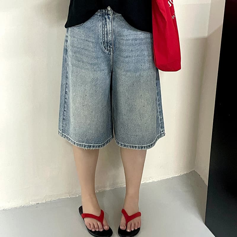 Plus Size Women's Elastic Waist Rhinestone Jeans 5/8 Length Pants 2026 Summer Fat mm Straight Wide Leg Shorts NK1575