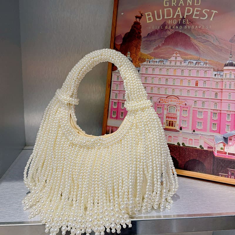 Elegant Pearl Handbag Handmade Beaded Simple Pure White Underarm Bag for Banquet Neutral Minimalist Style Zipper Closure Polyest
