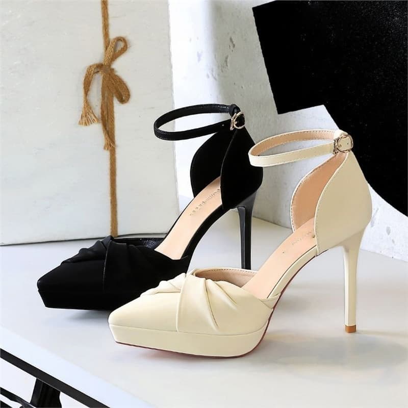 New Summer European and American Style Banquet High Heels, Thin Heel Pointed Toe Bow Waterproof Platform Hollow One-Strap High Heel Sandals