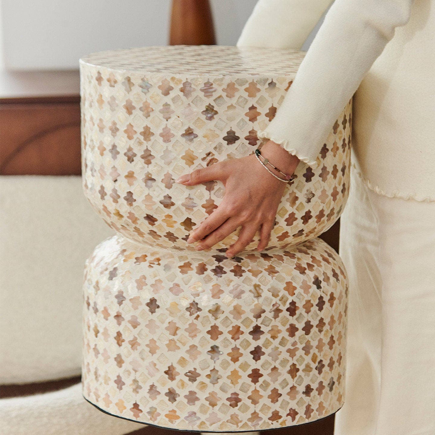 Imported from Vietnam, colorful starburst brown movable sofa side table, corner table, living room coffee table, pouf, high-end small table