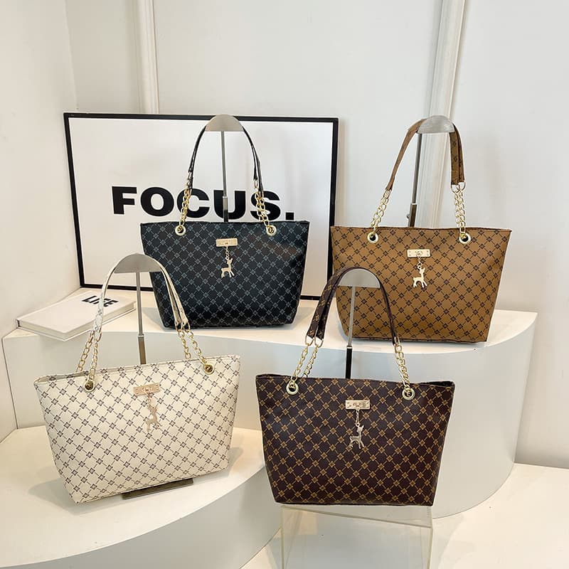 Vintage Chain Handbag Shoulder Bag, Simple Tote Bag for Women, 2025 New Women's Bag, Fashionable Office Large-Capacity Bag