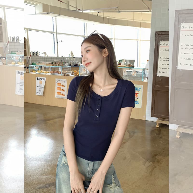 Navy Blue Half-Open Collar Regular Shoulder Short Sleeve T-Shirt for Women 2026 Summer New Retro Design Fitted Waist Top