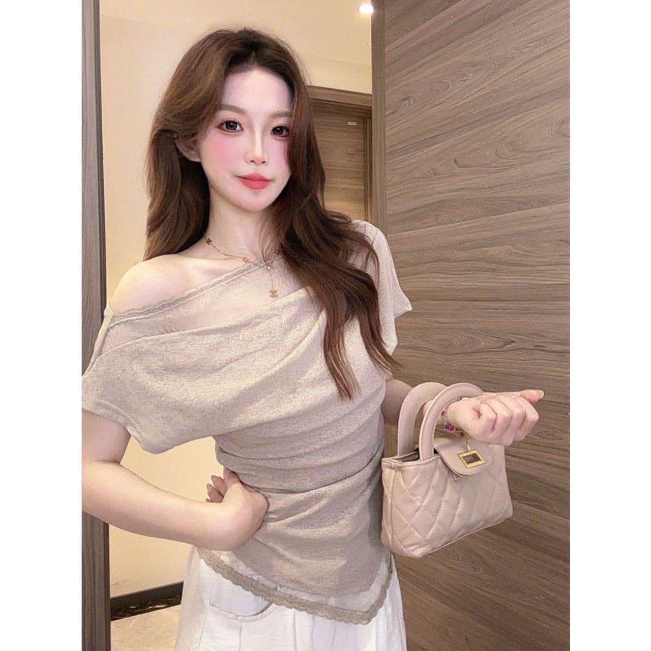 Korean Asymmetrical Shoulder Lace Patch Irregular Short Sleeve Women's 2026 Summer Slim Fit Versatile Top