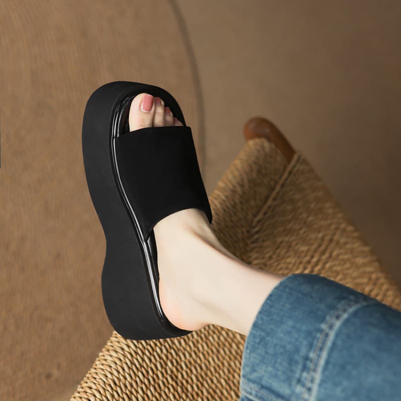 Vintage Fashion Red 2026 Wedge Thick-Soled Sandals Genuine Leather One-Strap Roman Outdoor Women's Shoes Platform Slippers