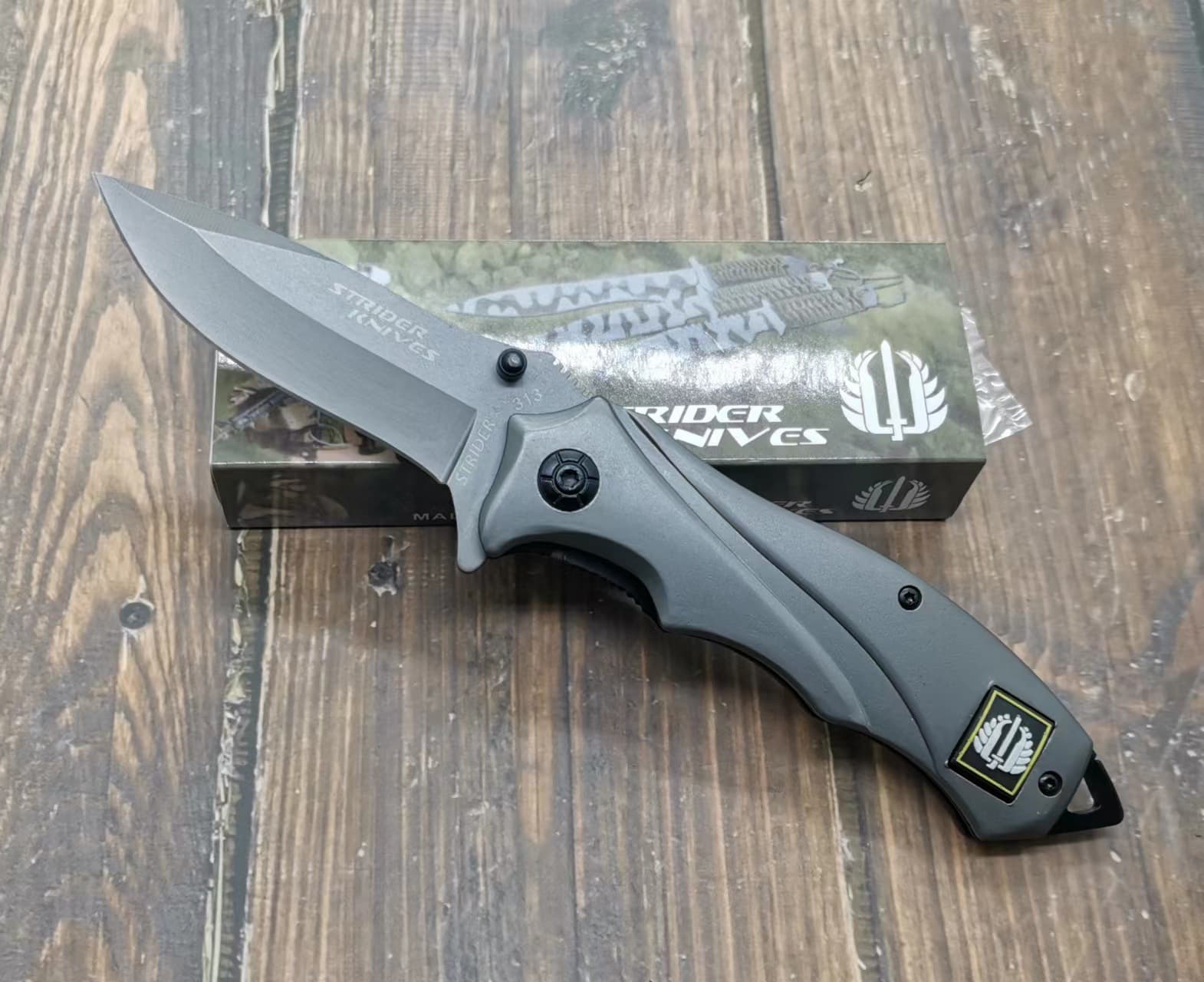 Outdoor Stainless Steel High Hardness Camping Survival Folding Knife Portable