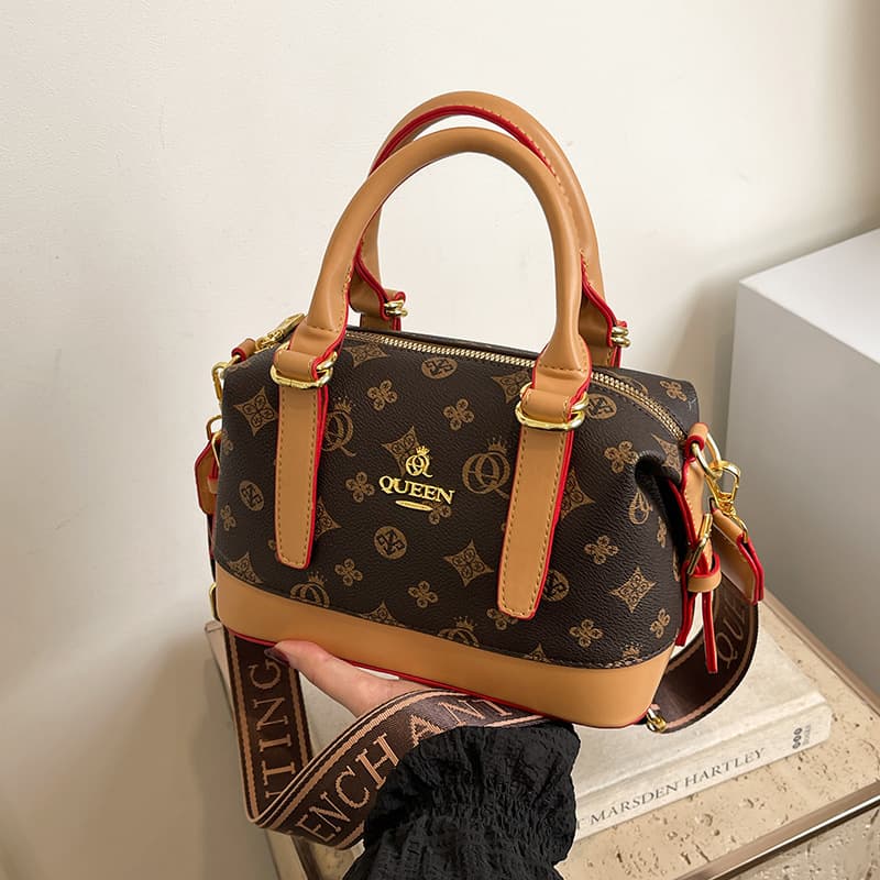 Premium 2025 New Fashion Chic Boston Women's Bag Shoulder Bag Retro Crossbody Bag Printed Handbag Trendy