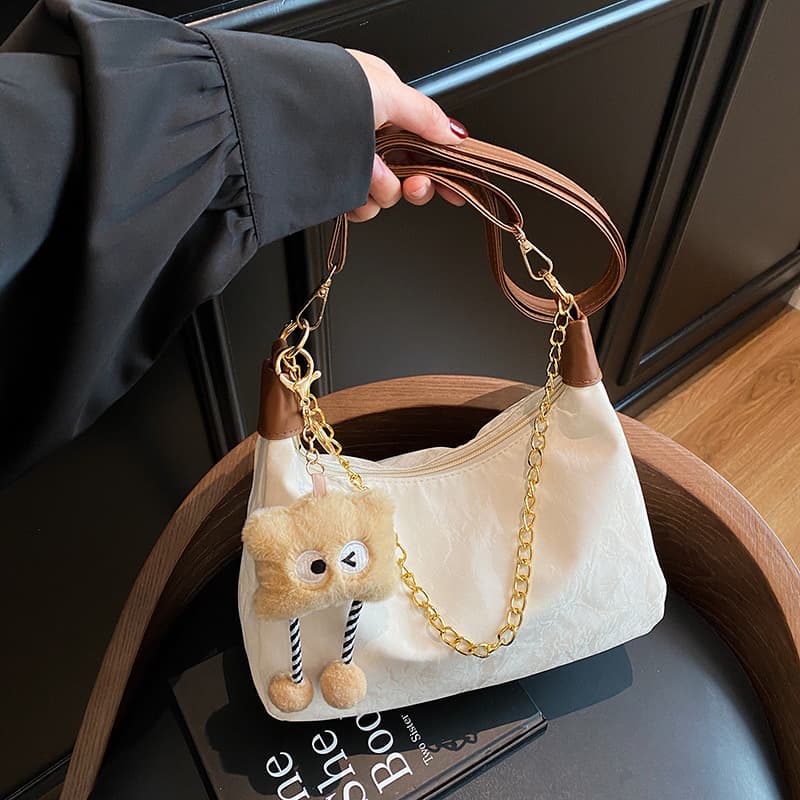 Crossbody Bag Large Capacity Cute Casual Fashion Niche Design Shoulder Bag Lightweight Commuter Versatile Bag for Women