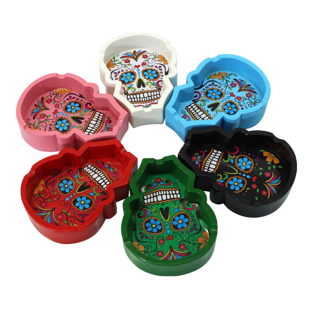 New Creative Plastic Skull Ashtray Ghost Head Shape Ashtray Resin Cendrier