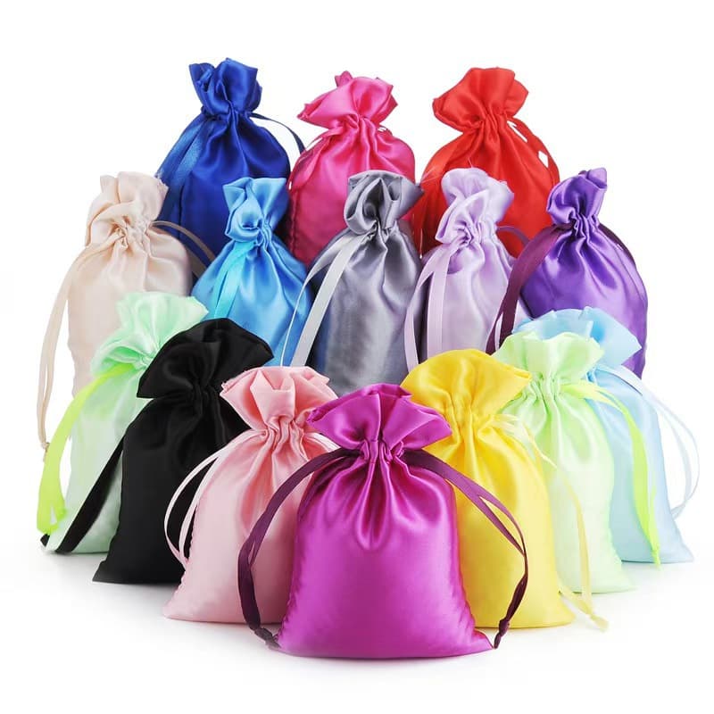 Source factory ready stock wholesale satin drawstring bags, imitation silk lingerie storage, jewelry dust bags