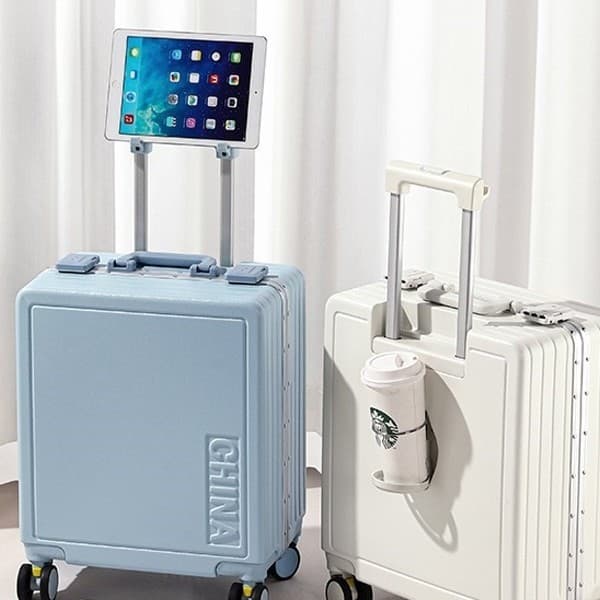 2026 Fashion Travel Suitcase Portable Lightweight Silent Universal Wheel TSA Lock Carry-On Luggage High-End 18-Inch Spinner Suitcase