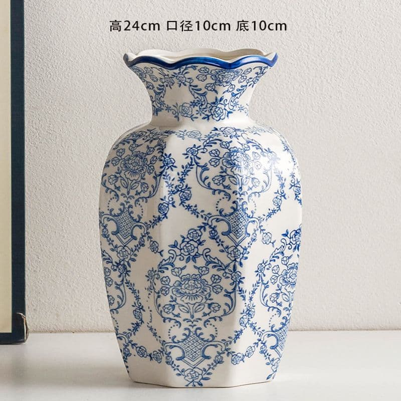 Chinese Style High-End Blue and White Porcelain Vintage Entryway Ceramic Vase for Living Room Flower Arrangement Decorative Ornament Hydroponic Fresh Flowers