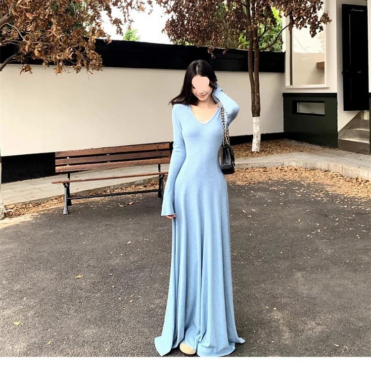 French Knit with Coat Dress 2026 New Women's Early Spring Design Elegant Waist-Cinching Long Dress