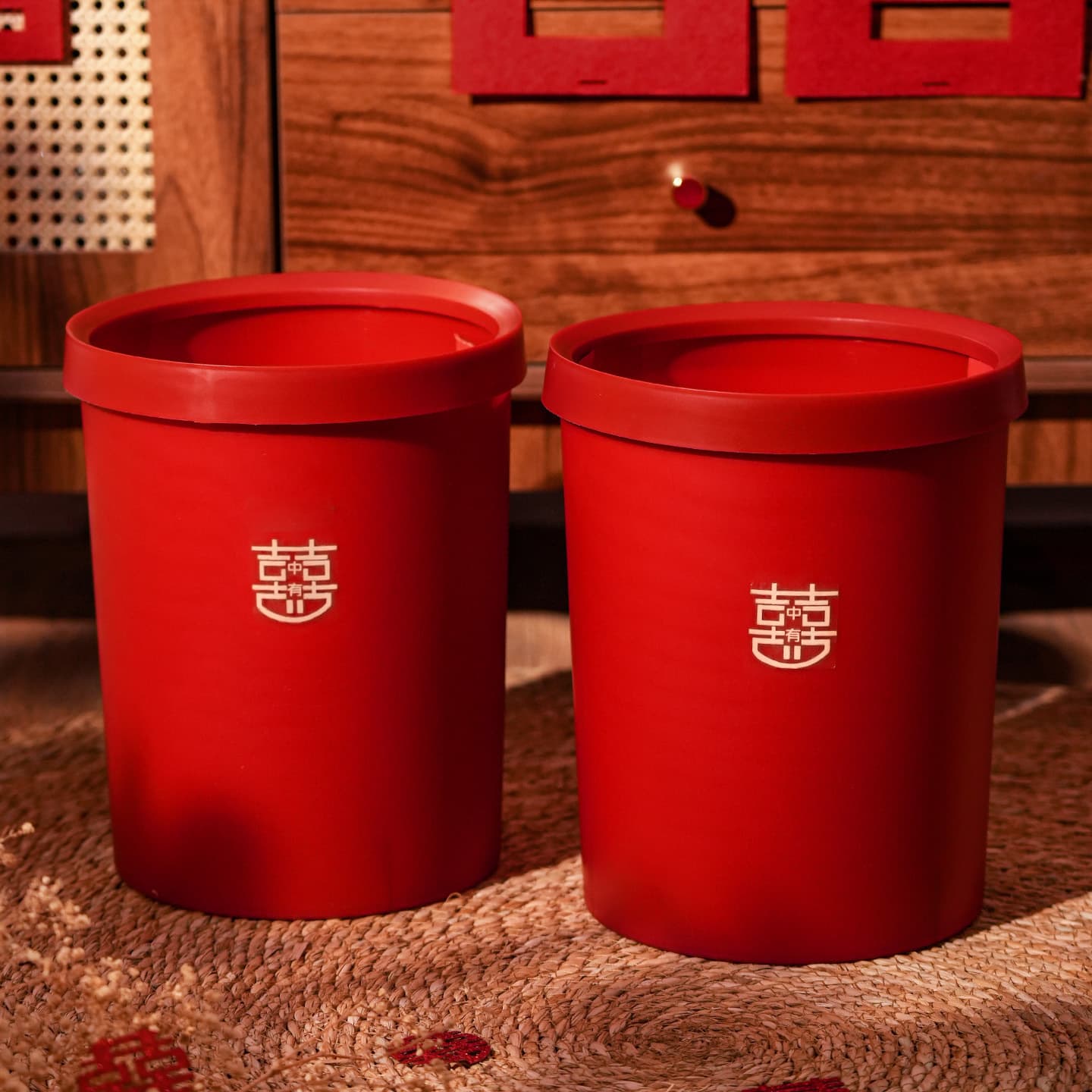 Red happy word trash can thickened with pressure ring wedding room layout decoration happy event wedding home living room kitchen paper basket