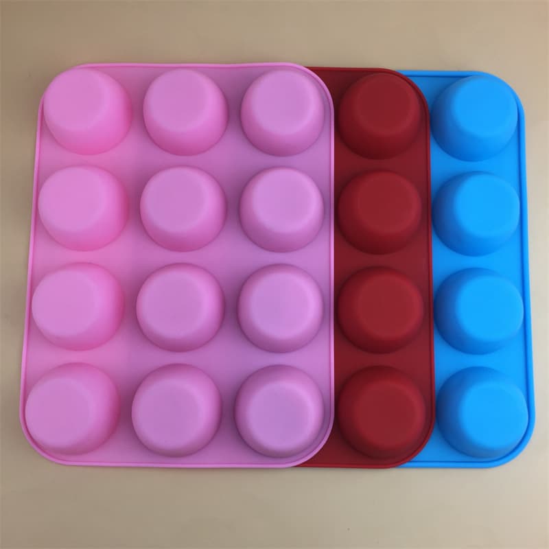 12-Cavity Round Silicone Baking Muffin Cup Cookie Mold Ice Cream Jelly Candle Perfume Mold Non-Stick Heat Resistant Kitchen Tool