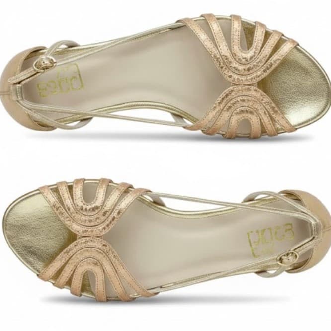 Roman Sandals 2026 Summer New Women's Retro Chunky Heel Mid-Heel Fashion Shoes Hollow Out Closed-Toe Closed-Heel Sandals