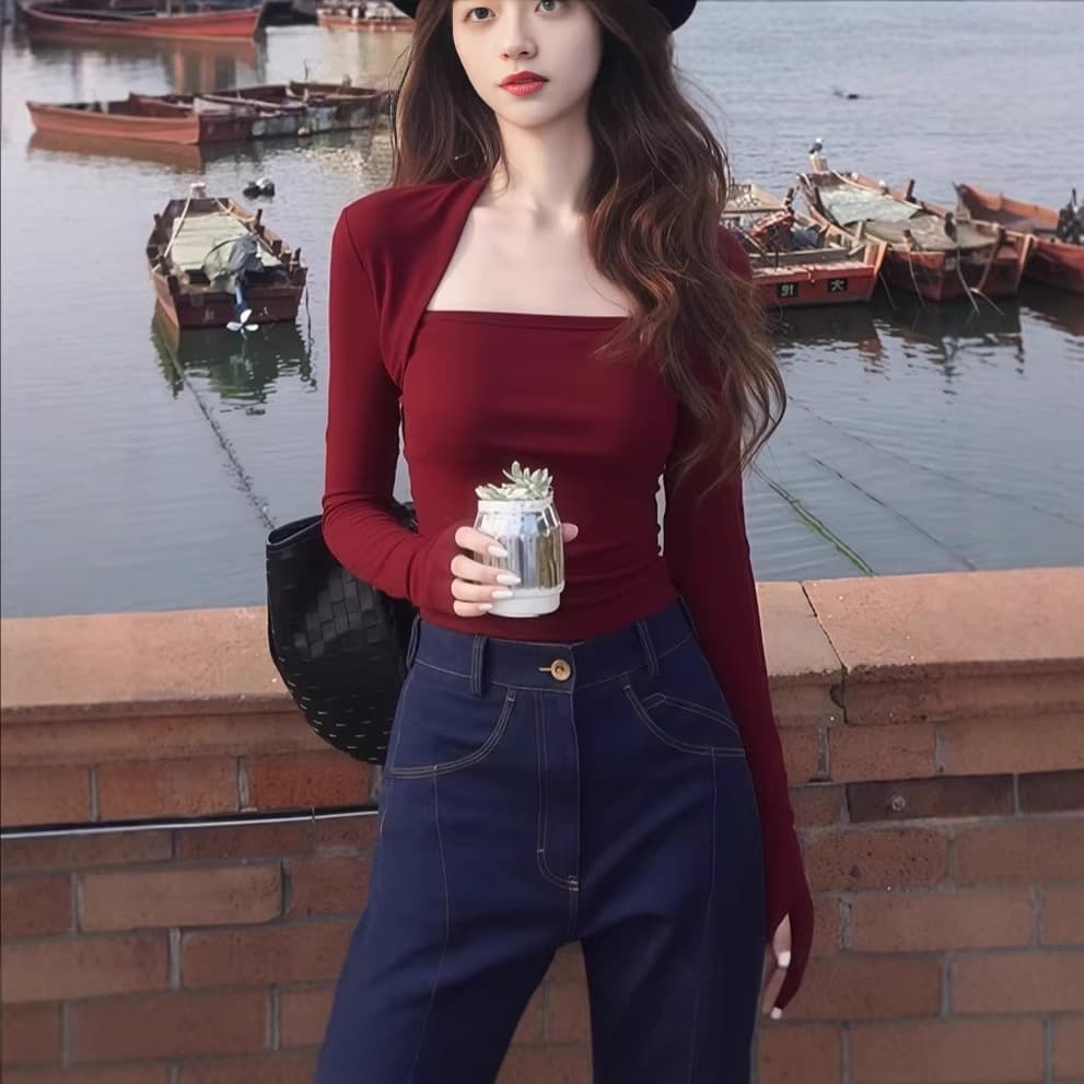 Retro Hong Kong style red square neck long-sleeved T-shirt for women autumn slim slim bottoming shirt commuter style pullover top