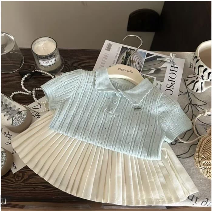 Girls' new summer suit 2026 Baby Academy Korean style knitted polo short-sleeved pleated skirt two-piece set trendy