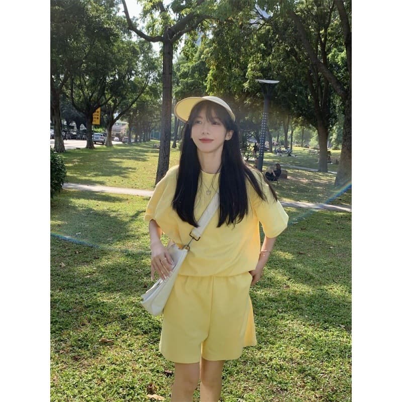Youthful Casual Student Two-Piece Set, Fashionable Slimming Korean Style Loose Shorts Sportswear for Women, Summer Cotton Short Sleeve Season