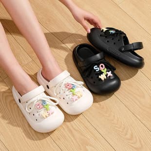 Thick Sole Croc Sandals for Women 2025 New Summer Outdoor Cloud-Like Comfort Closed-Toe Slippers Cute Custom Wholesale