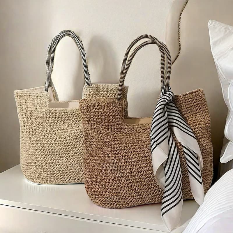 Casual Handwoven Straw Bag Simple Summer Large Capacity Single Shoulder Beach Vacation Handbag Polyester Lining Soft Tote Bag