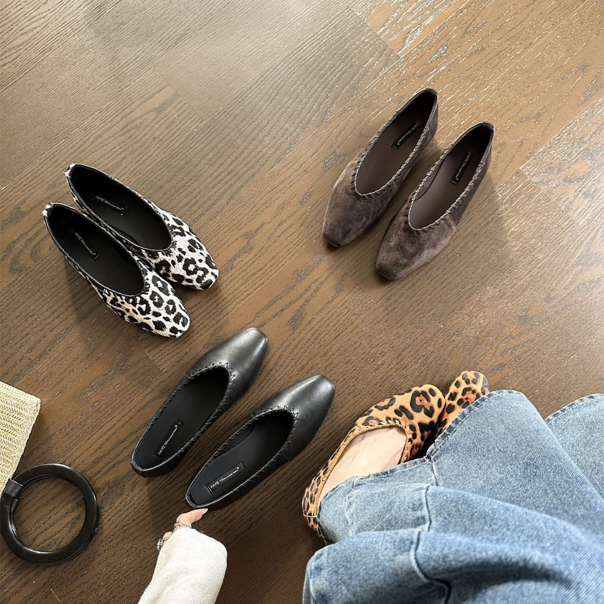 2026 Spring/Summer New Square Toe Flat Shoes Slimming Flat Heel Simple Versatile Comfort Shoes Low Heel Casual Shoes Women