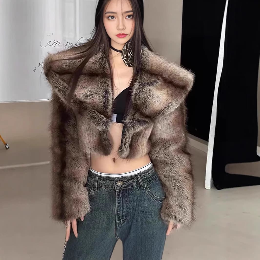 Amazon EU/US Cross-Border 2026 Winter Faux Fur Jacket Women Short Lapel Elegant Contrast Color Coat