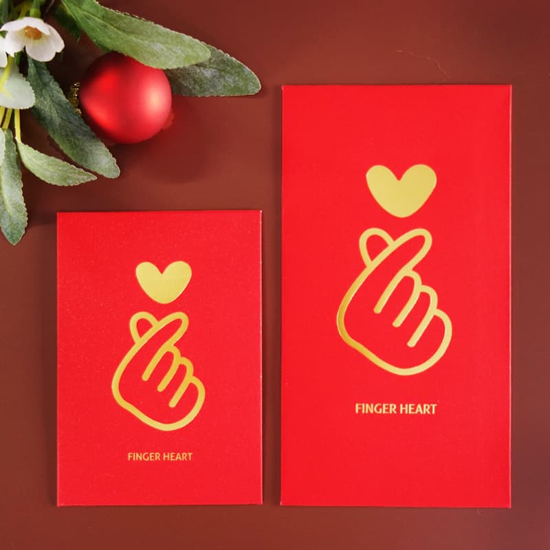 Creative heart-shaped prosperity envelopes, personalized fun reward and confession red packets for full moon, birthday, and wedding celebrations.