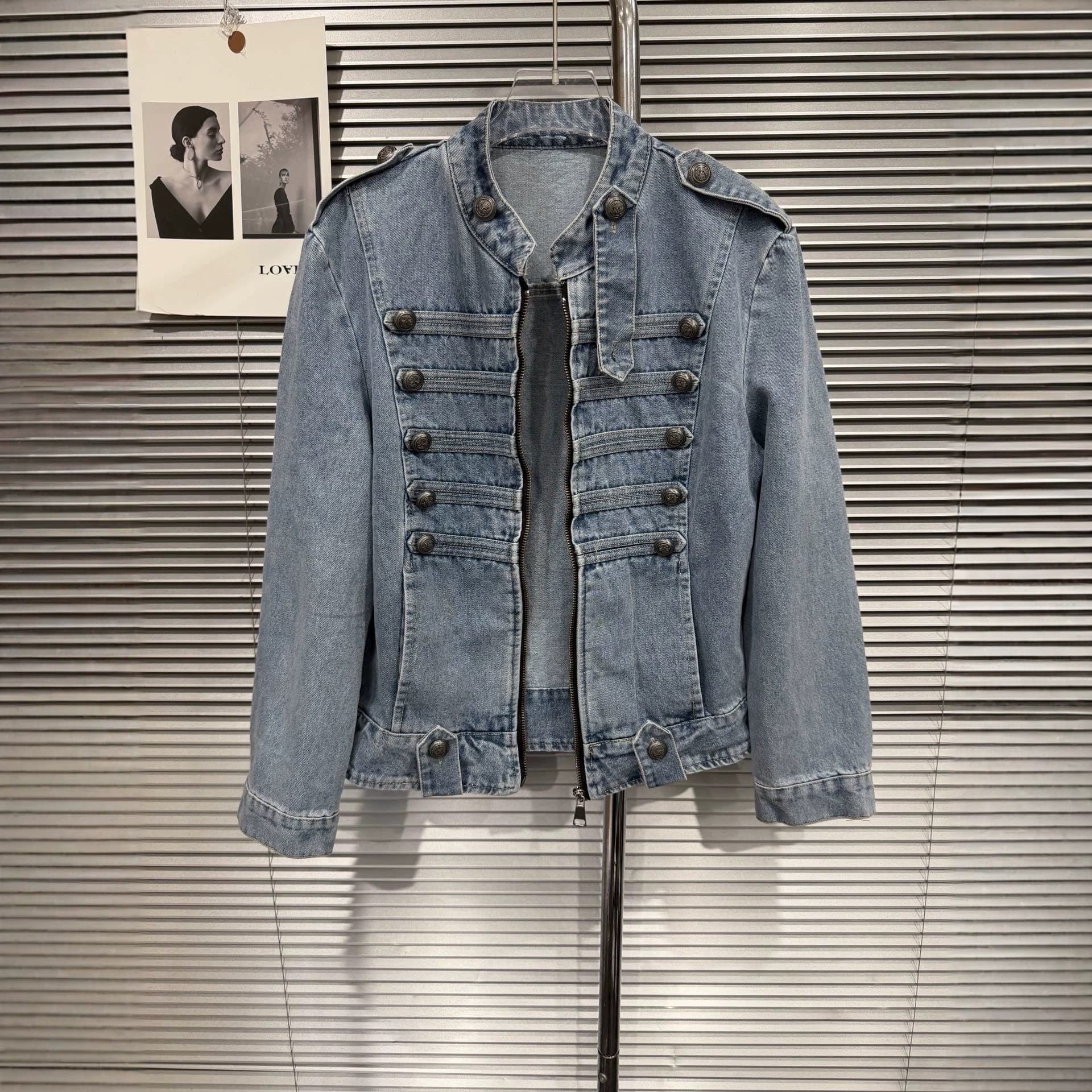 2026 Fall New Classic Metal Bone Buckle Design Strap Washed Denim Jacket Short Coat