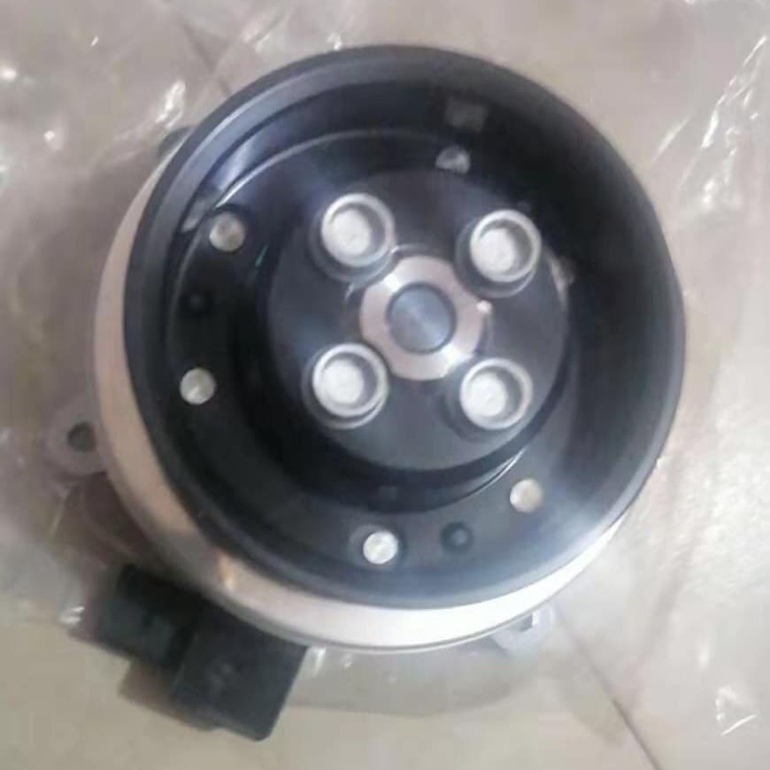 Auto parts manufacturer supplies 03C121004k twin-turbo electronic water pump assembly.