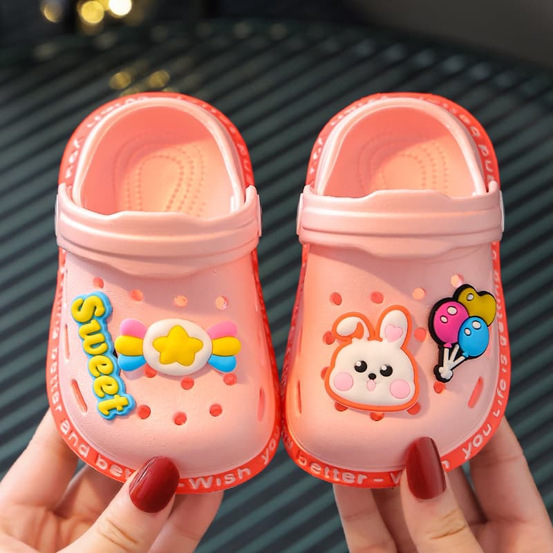 Summer Children's Slippers Non-slip Baby Bath Shoes for 1-3 Year Old Babies Cute Baby Girls Hole Shoes