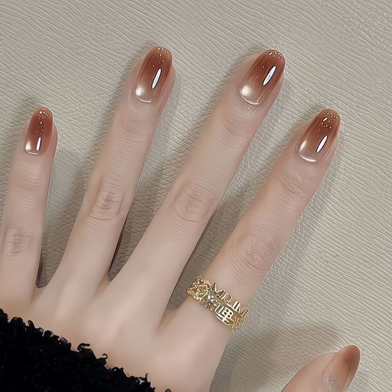 【Lingluo Original】Meteorite Latte Autumn/Winter Whitening High-End Aurora Brown Maillard Gradient Handmade Nail Art