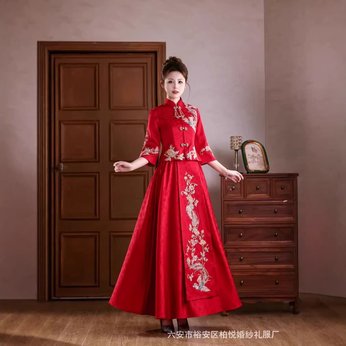 New Chinese-style Xiuhe Wedding Dress, Bridal Gown, Toast Dress, 2026 New Design Engagement Dress Set in Wine Red, Return Visit Dress
