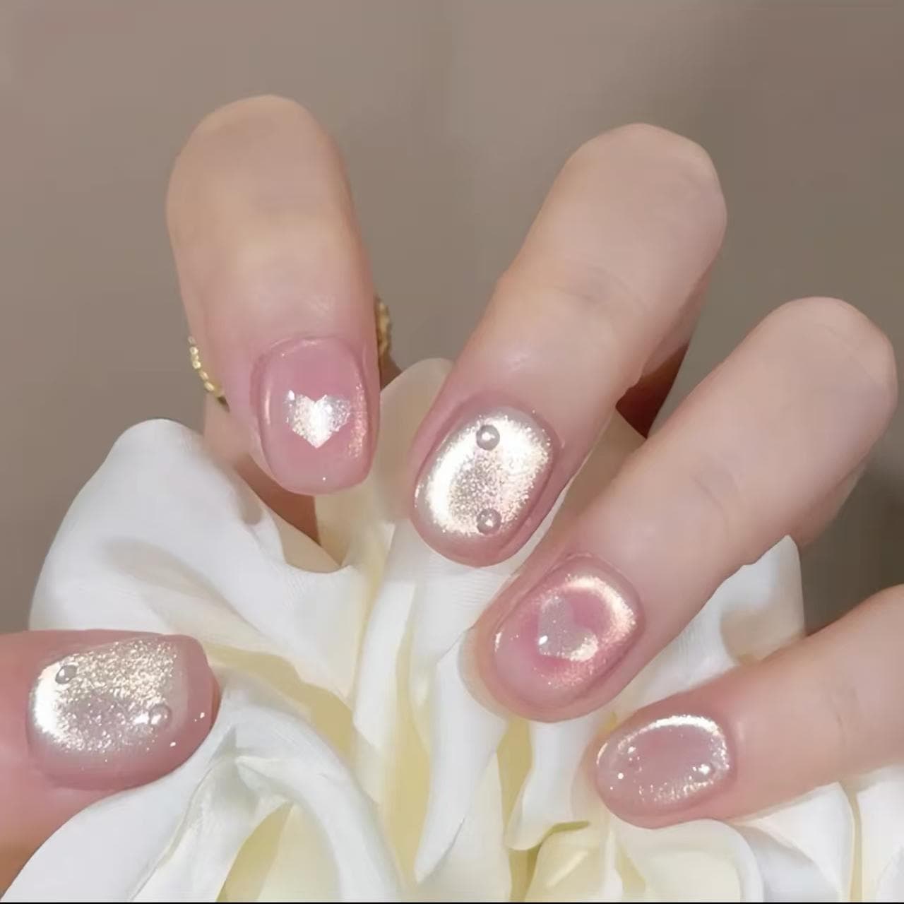 Heart-Shaped Cat-Eye Design, New Summer Style, Pure Handmade Wearable Nails, Cute Short Nail Art