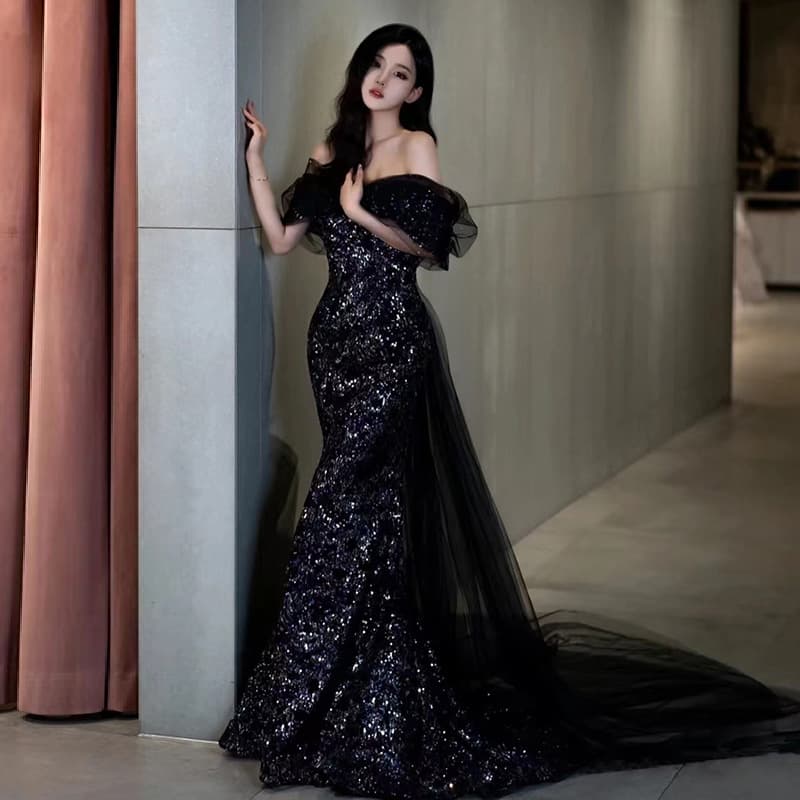 Black high-end evening dress 2026 new annual meeting host one-shoulder sequined fishtail slimming long graduation dress