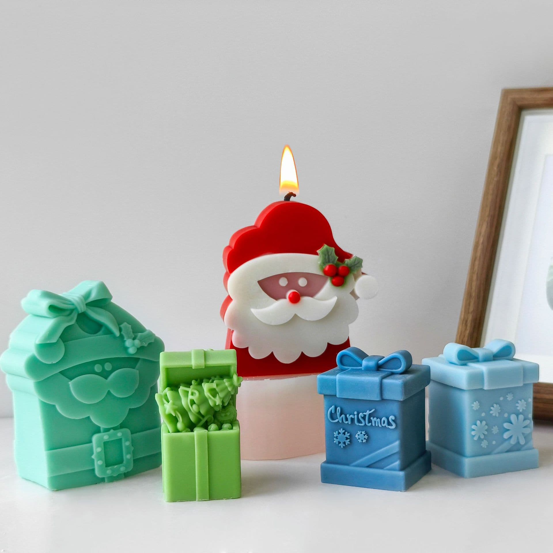 New Christmas Gift Box Decorations Ornaments Silicone Mold DIY Christmas Gift Bag Aromatherapy Candle Mold