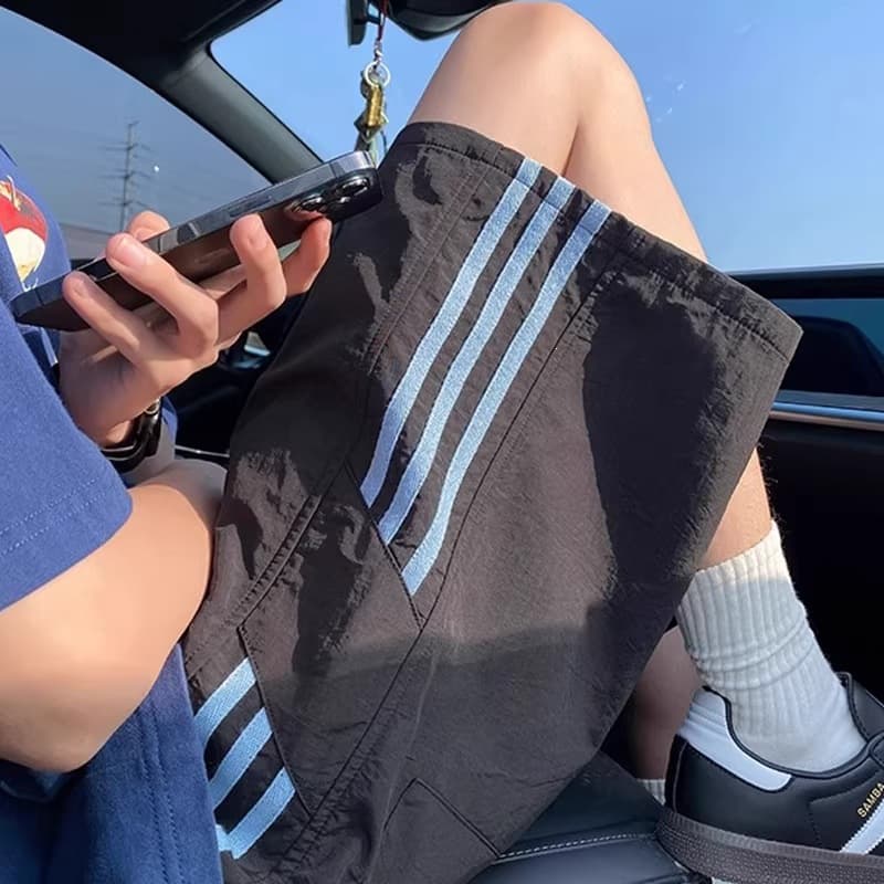 Three-Stripe Sports Shorts for Men and Teens Summer Ultra-Thin Ice Silk Quick-Dry Beach Shorts American Loose Casual Five-Point Shorts