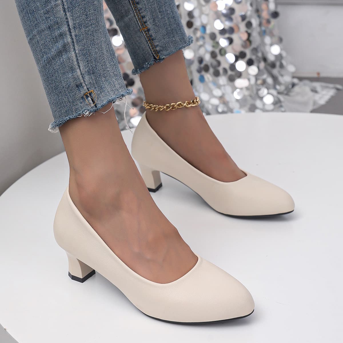 2026 Spring New Chunky Heel Shallow Mouth Slip-On Elegant Pointed Toe High Heels Outer Wear Flats Commuter Daily Women's Shoes