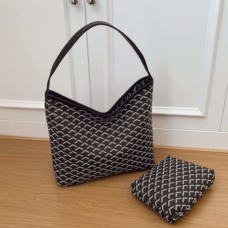 Large Capacity 2026 New Style Fashionable Monogram Shoulder Crossbody Bag for Women, Versatile Contrast Color Design, Simple Handheld Underarm Bag