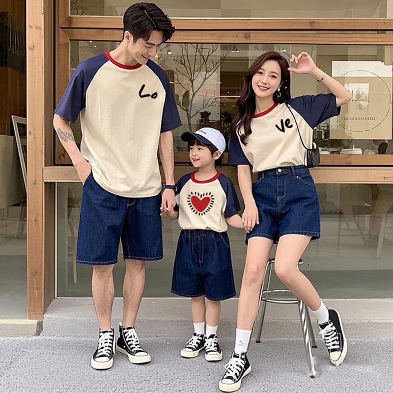 Family Matching T-Shirts 2026 Short Sleeve for Family of Three or Four Baby Bodysuit 100 Days Celebration Beach Photo Shoot Family Outfit