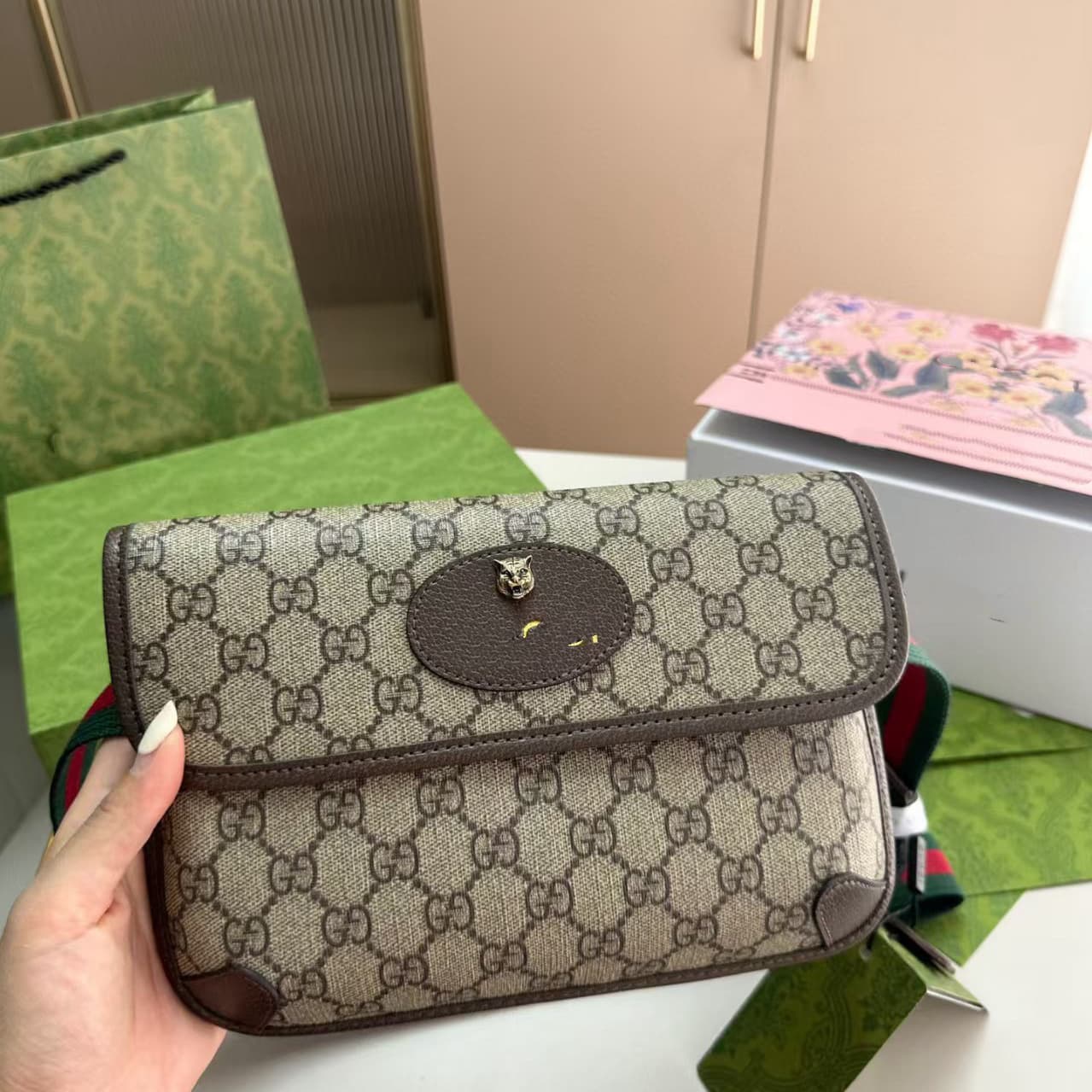 New trendy brand genuine leather women's shoulder bag, fashionable and versatile crossbody bag, multifunctional large capacity tiger head shoulder bag