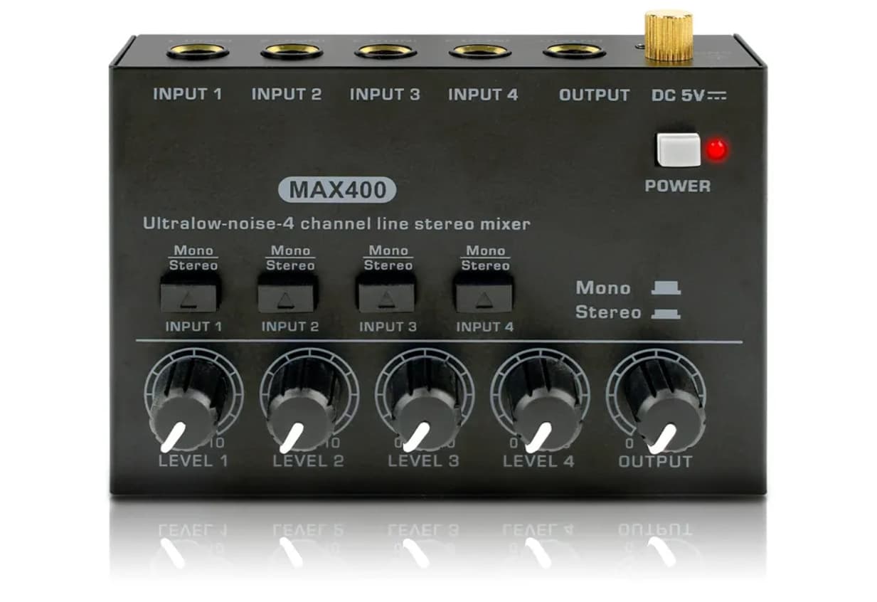 XTUGA Small Mixer 4-Channel Home Use Mini Mixer Recording Stereo Sound Card MAX400