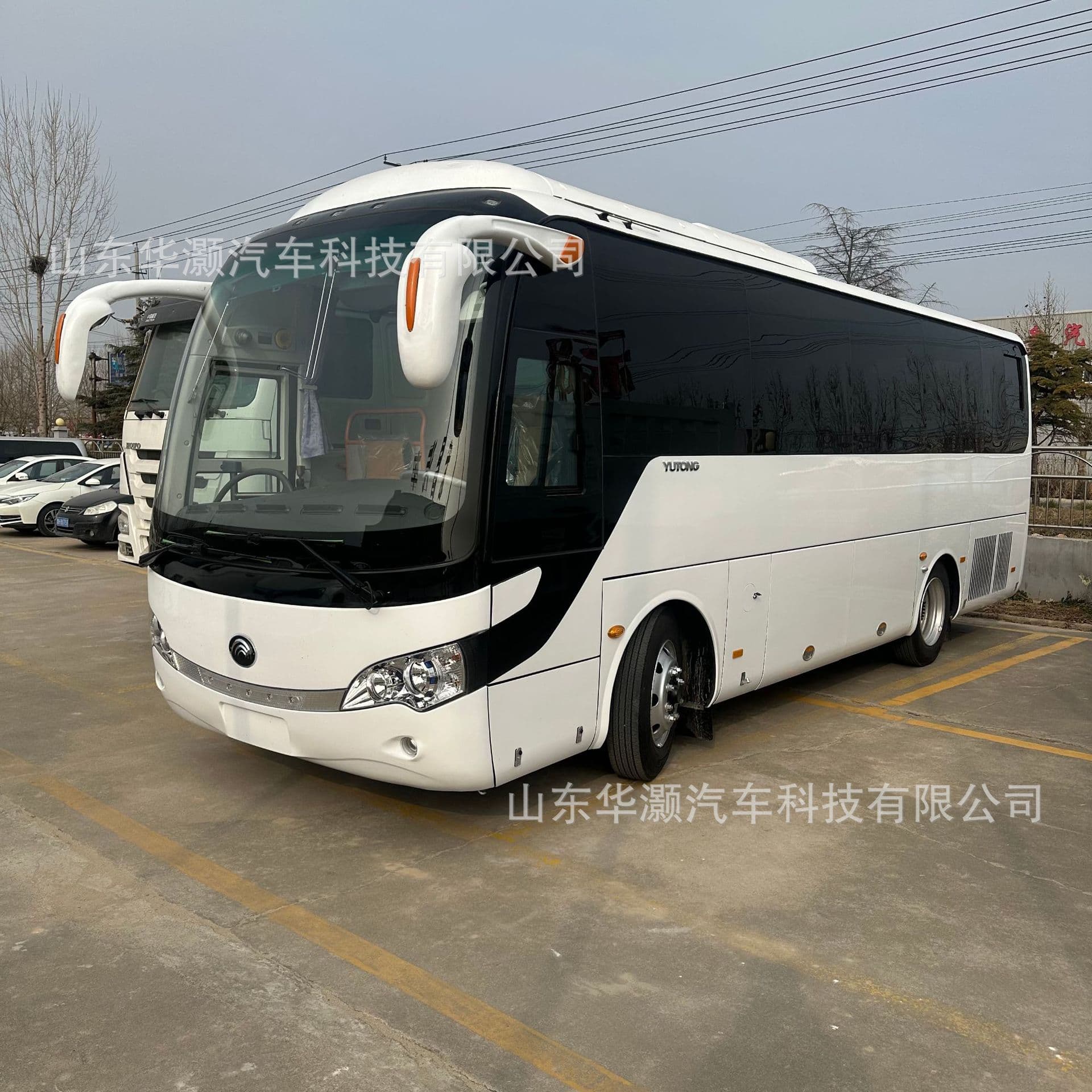 Export to Africa Yutong Zhongba 35-seat bus 20-55 seat long-distance luxury coach