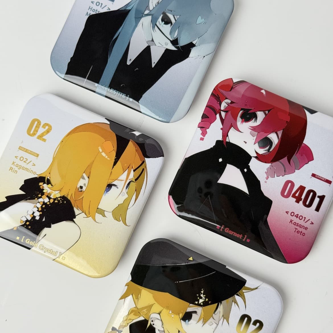 Hatsune Miku 2D peripherals Kagamine mirror Kagamine even accented Teto square bar tinplate badge is exquisite